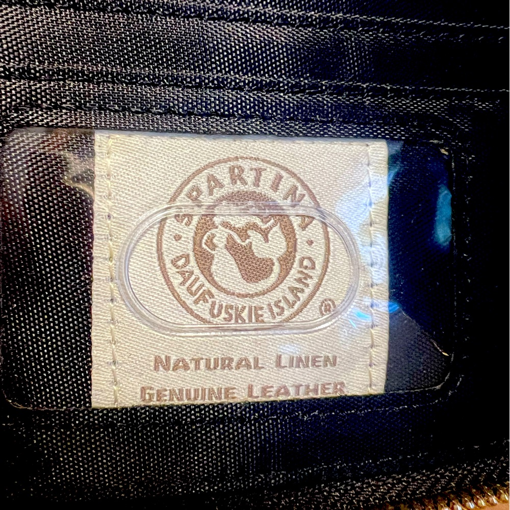 Spartina genuine leather wristlet